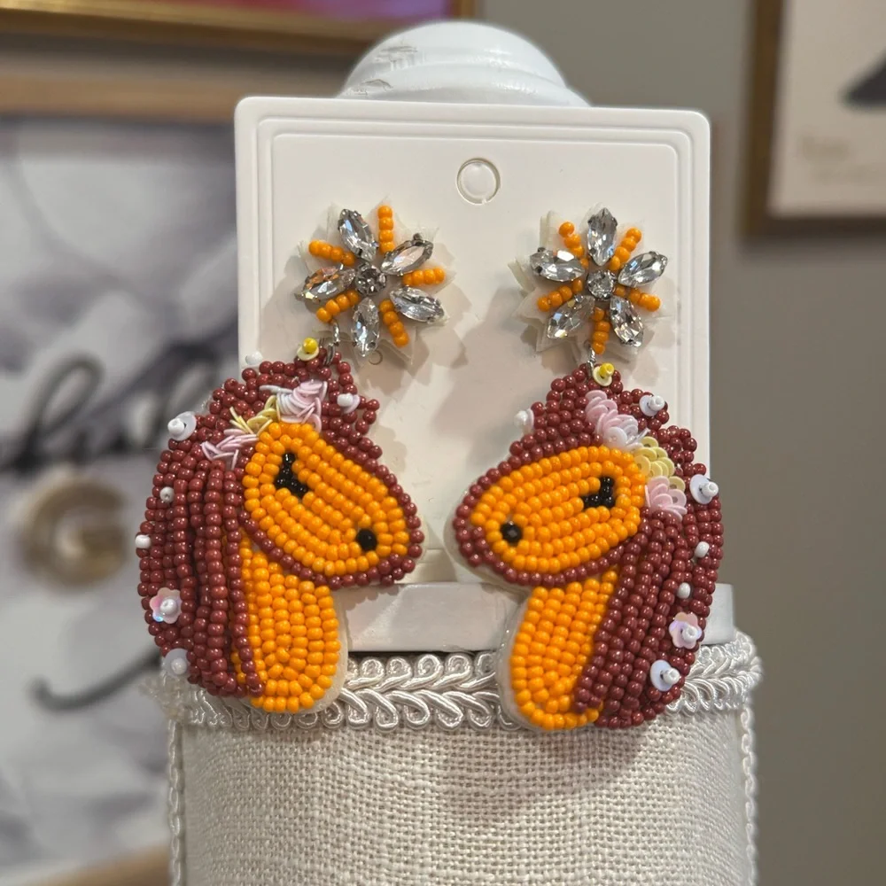 5 for $30 NWOT! BOUTIQUE Beaded Derby Horse Earrings